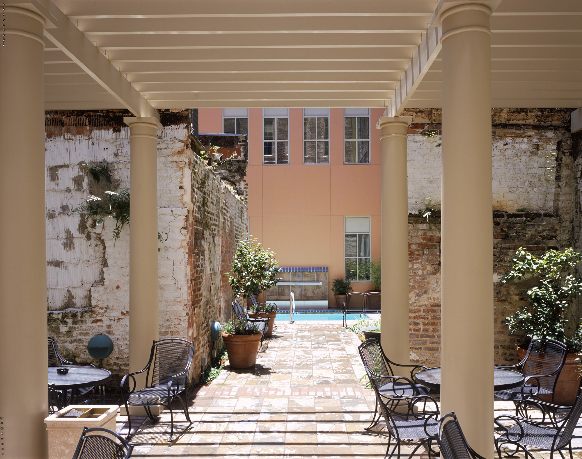 Country Inn & Suites